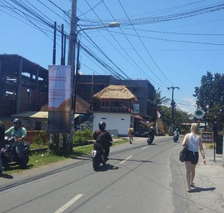 T Banner Biznet Kini Hadir di Padang Linjong